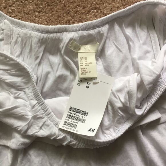 H&M White Off-the-Shoulder Top - Picture 7 of 7